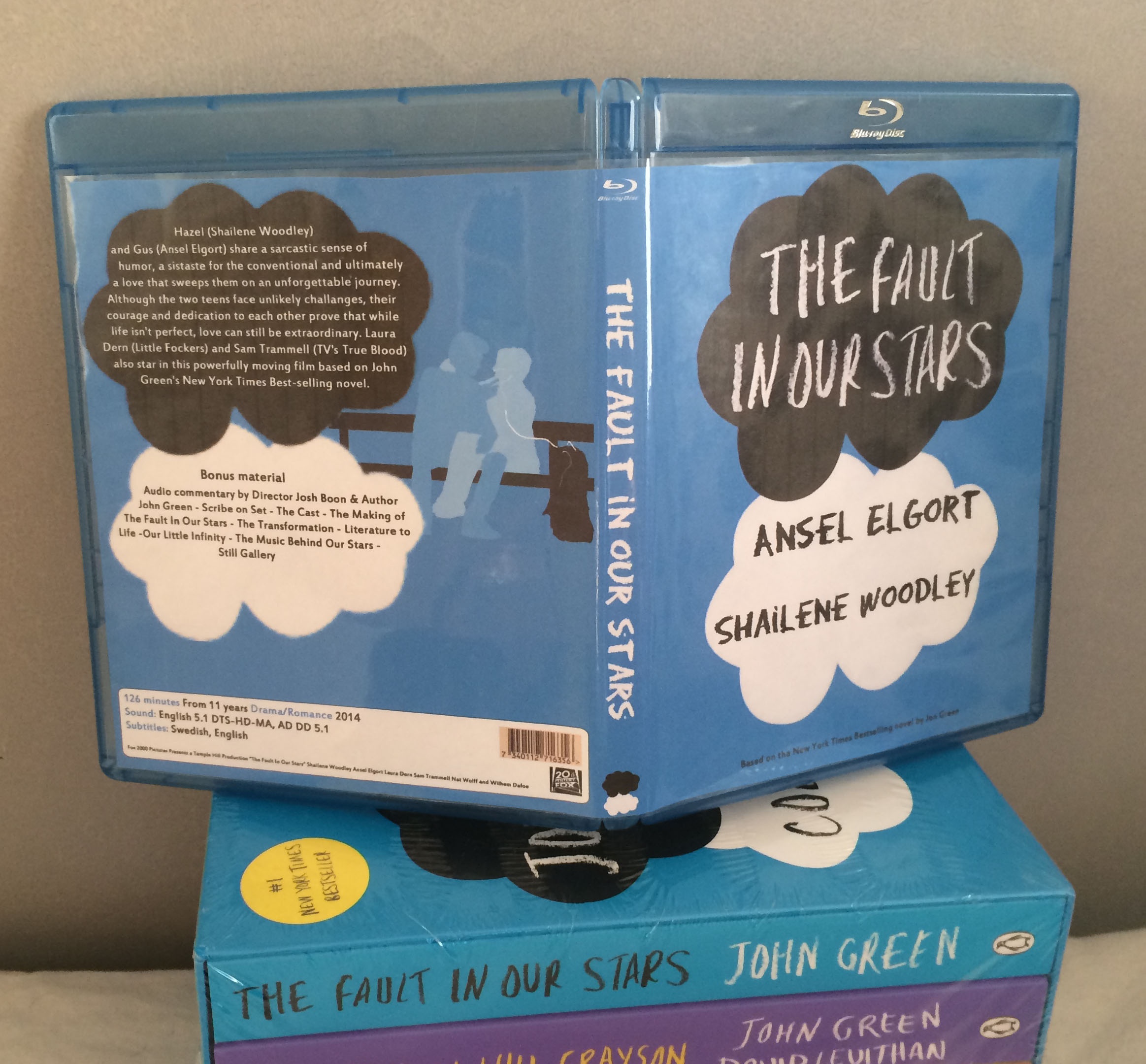 The fault in our stars box cover